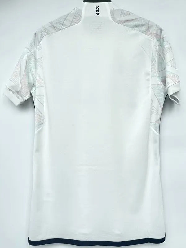 Maillot de football blanc pour supporters à l'extérieur 23-24