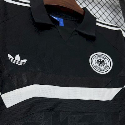 1988/1990 Germany Away Retro Football Shirt image 8