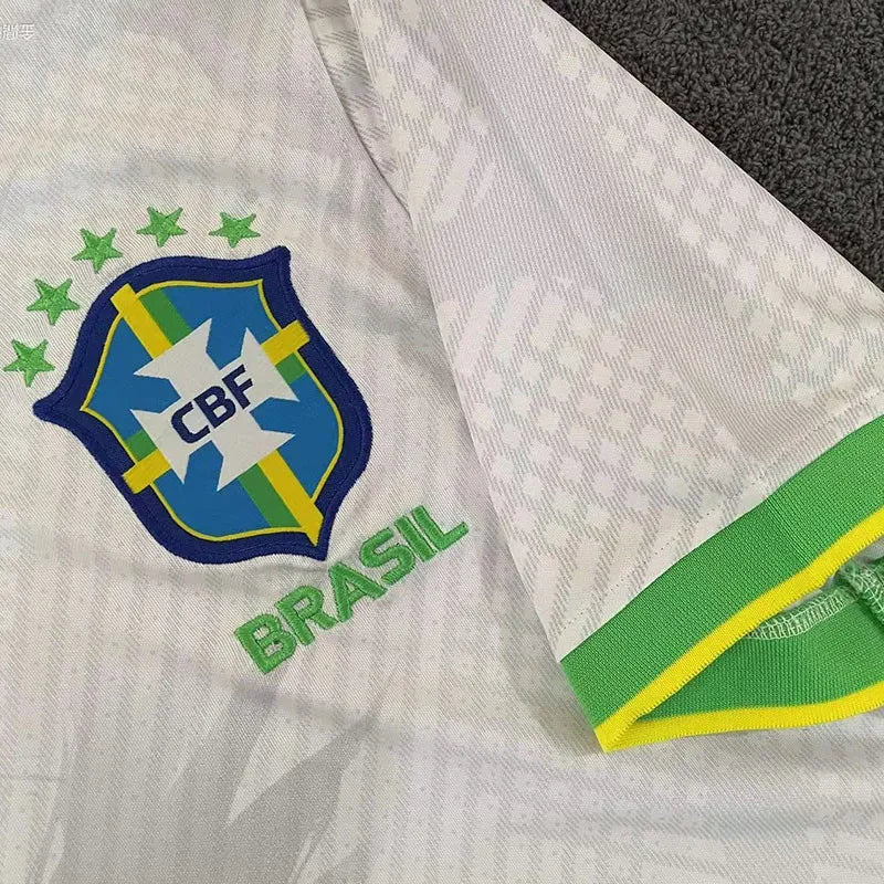 Maillot de football blanc édition spéciale Brésil 2022-23