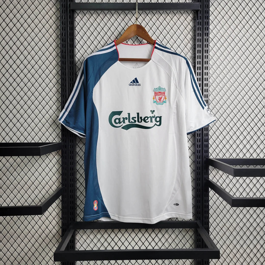 2006/2007 Retro Liverpool Away Football Shirt image 1