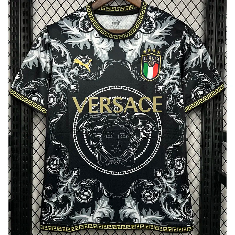 Maillots d'entraînement noirs édition spéciale Versace Italie 2023