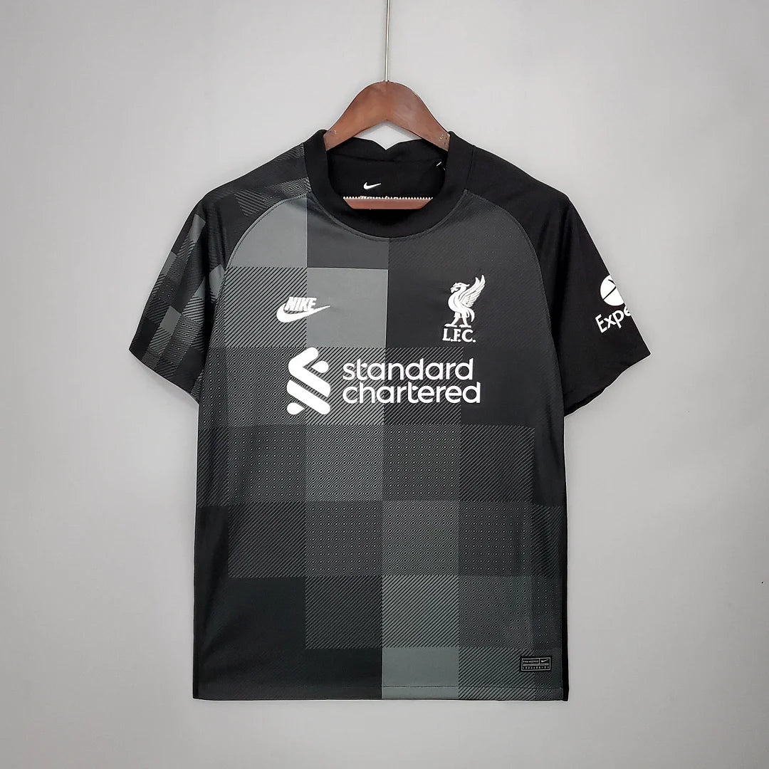 2021/2022 Retro Liverpool Black Goalkeeper Football Shirt image 1