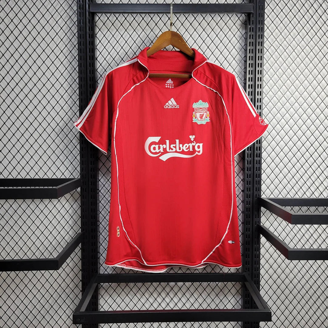 2006/2007 Retro Liverpool Home Football Shirt image 1