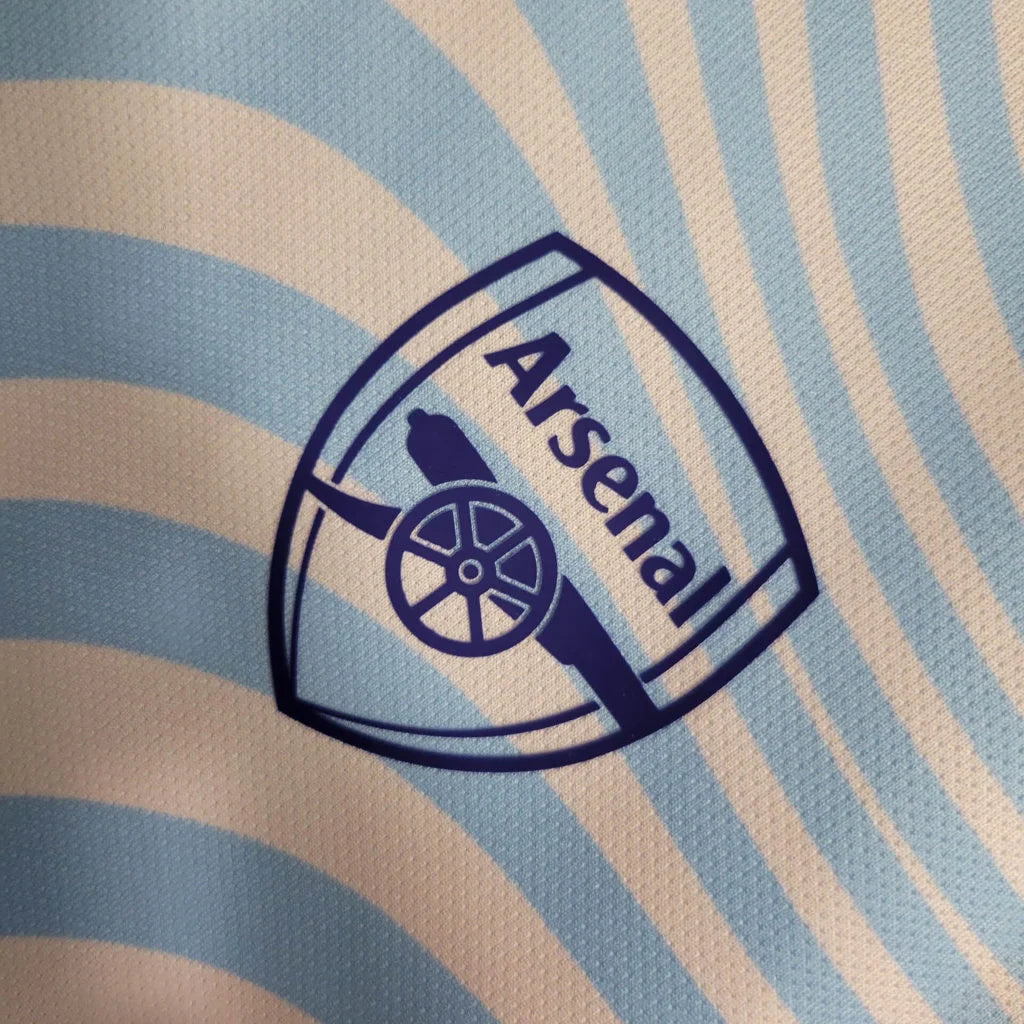 2023/2024 Arsenal Training Football Shirt image 8