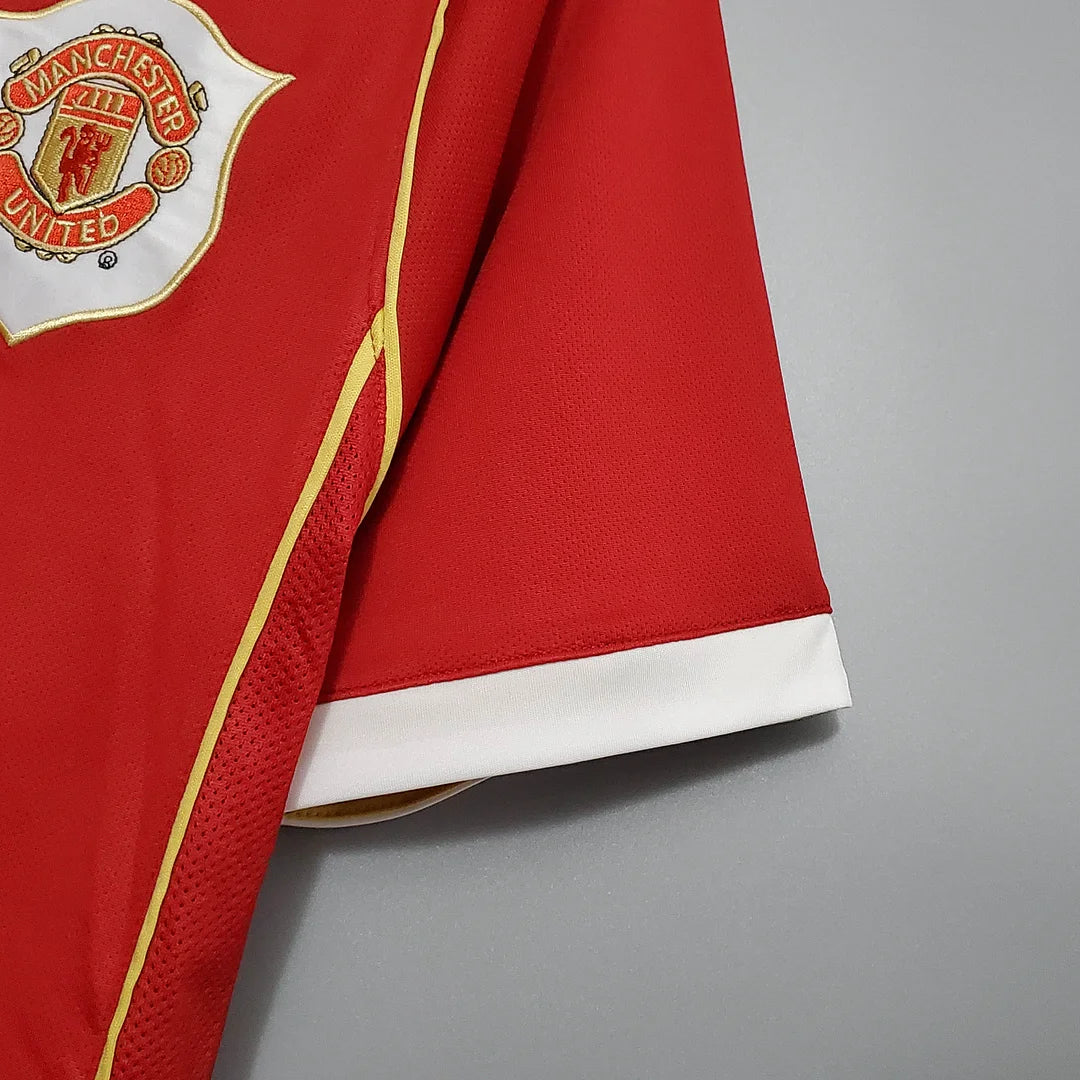 2006/2007 Manchester United Retro Home Football Shirt