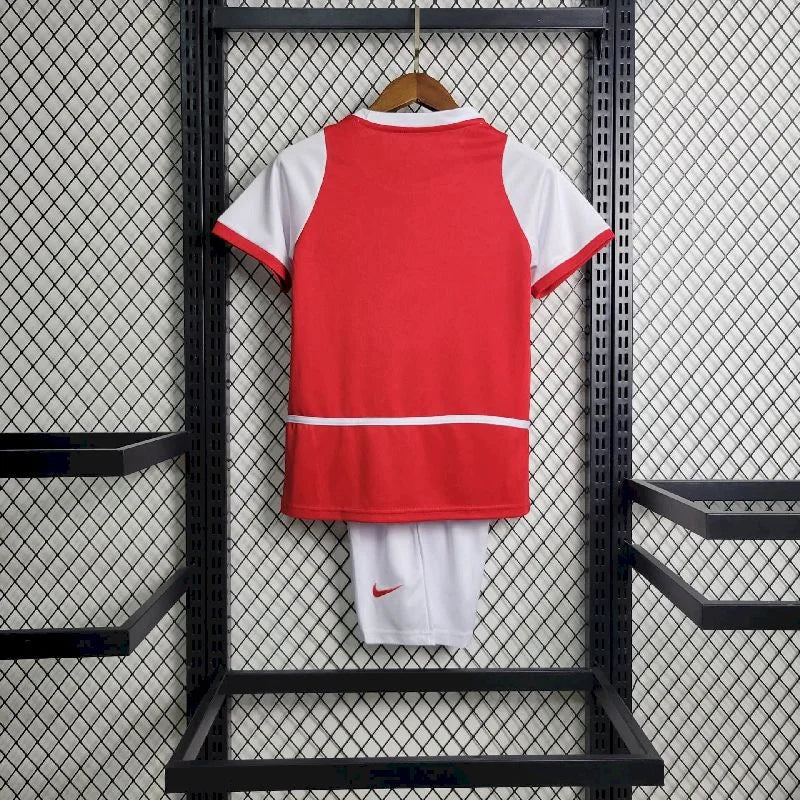 2002/2004 Kids Arsenal Home Retro Football Shirt image 2