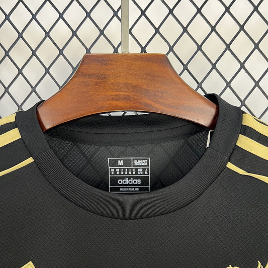 Liverpool Black Gold Kit