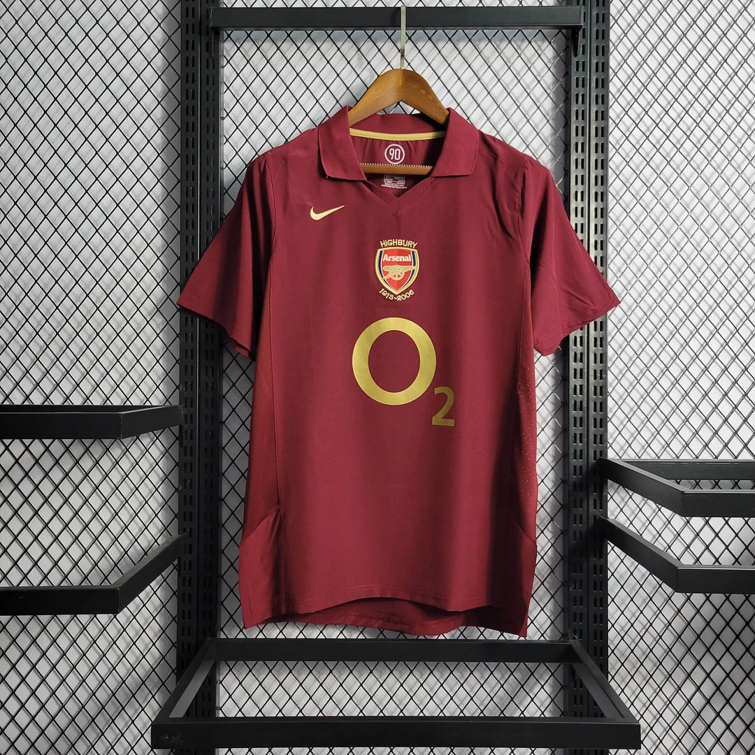 2005/2006 Arsenal Home Retro Football Shirt image 1
