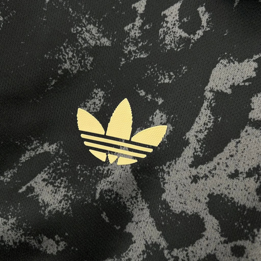 2025/2026 Ajax Stone Island Commemorative Edition Football Shirt image 4