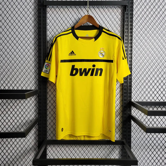 2011/2012 Real Madrid Yellow Goalkeeper Retro Football Shirt image 1