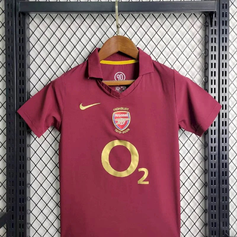 2005/2006 Kids Arsenal Home Retro Football Shirt image 3