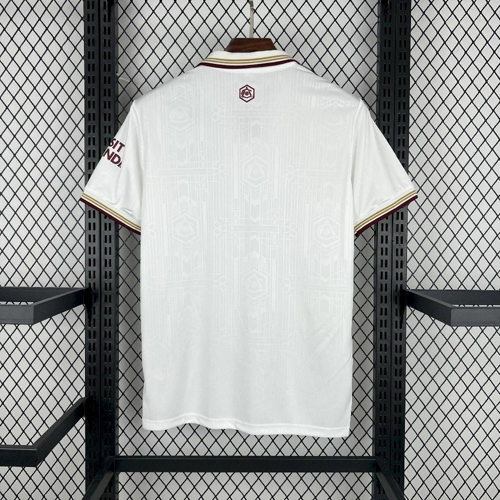 2025/2026 Arsenal Third Football Shirt image 2