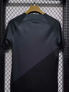 Maillots d'entraînement noirs du Portugal 2024