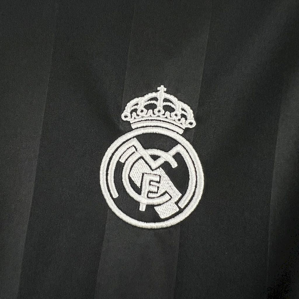 Real Madrid Black Special Edition Football Shirt image 5