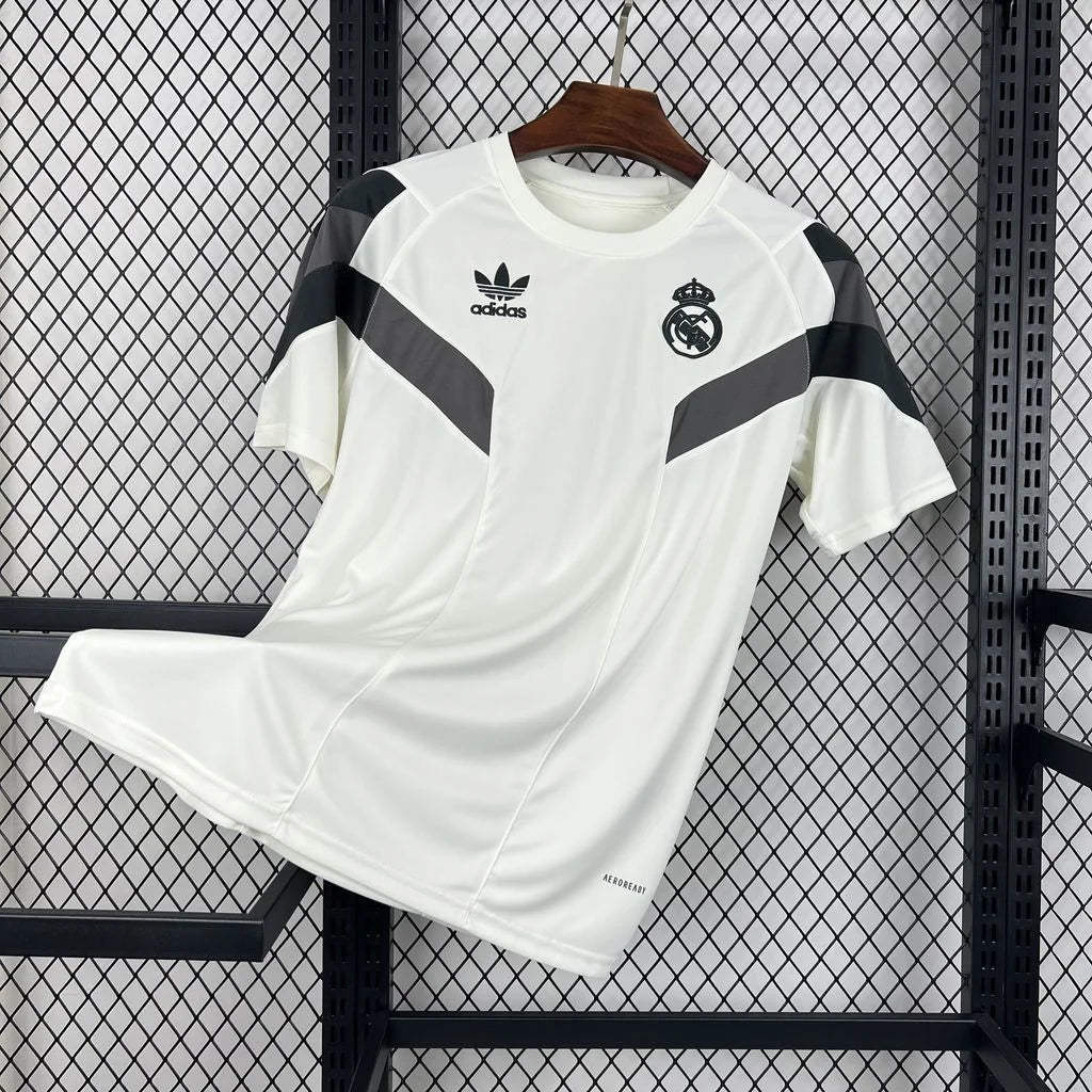2025/2026 Real Madrid Special Edition White Retro Football Shirt
