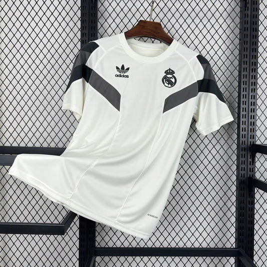 2025/2026 Real Madrid Special Edition White Retro Football Shirt