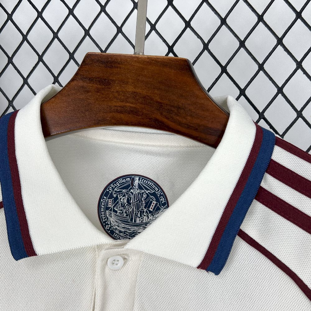 2025/2026 Ajax Third Football Shirt image 5