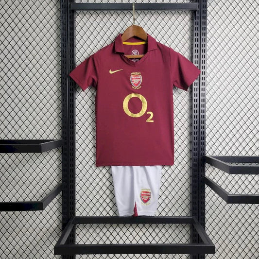 2005/2006 Kids Arsenal Home Retro Football Shirt image 1