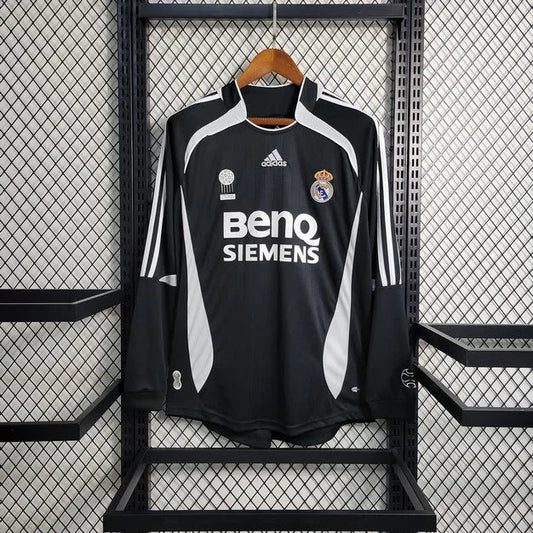 2006/2007 Real Madrid Away Long Sleeve Retro Football Shirt image 1
