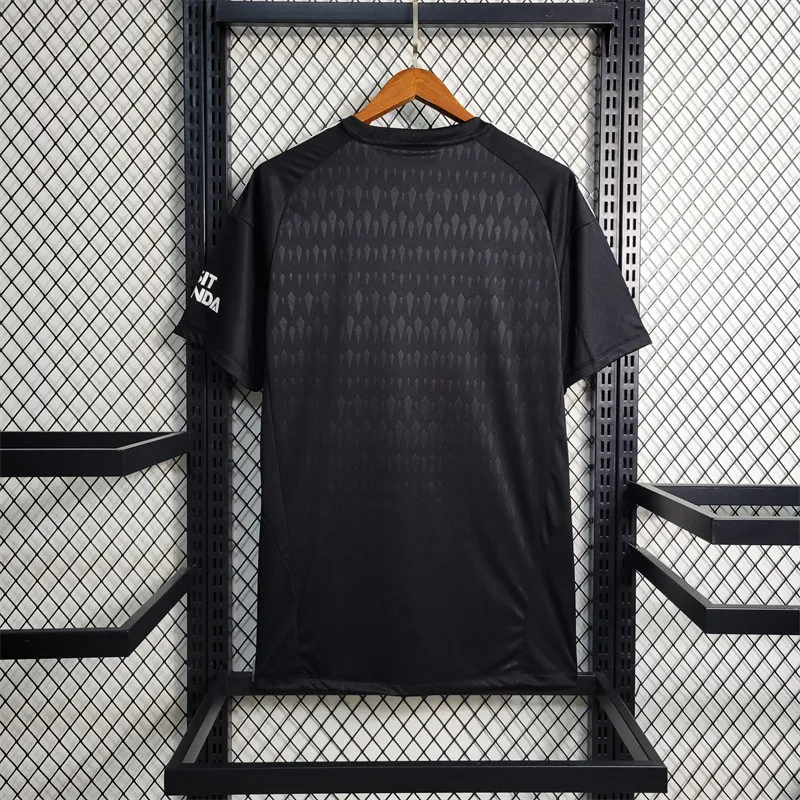 2023/2024 Arsenal Black Goalkeeper Football Shirt image 2