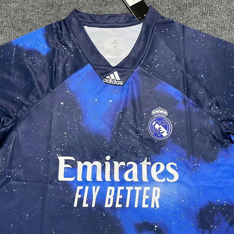 2018-2019 RMA Special Edition Retro Soccer Jersey