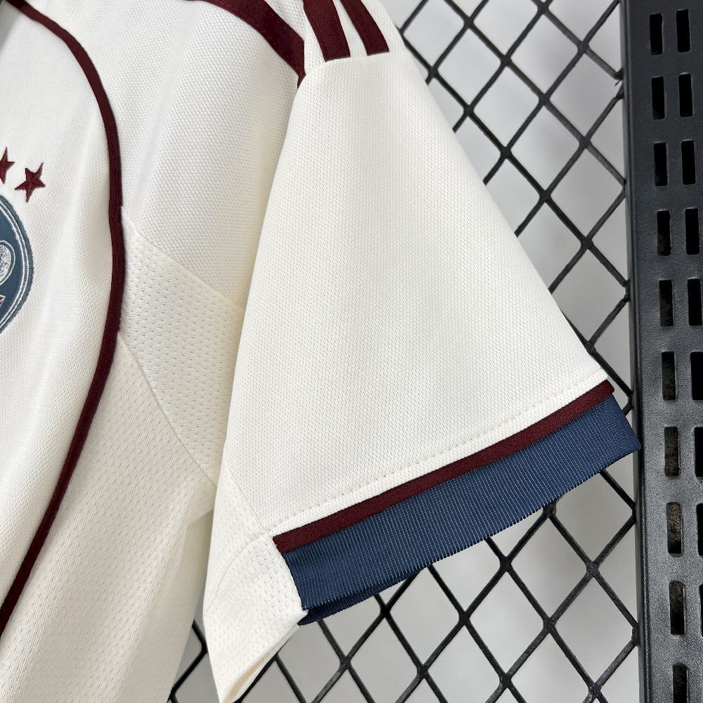 2025/2026 Ajax Third Football Shirt image 6