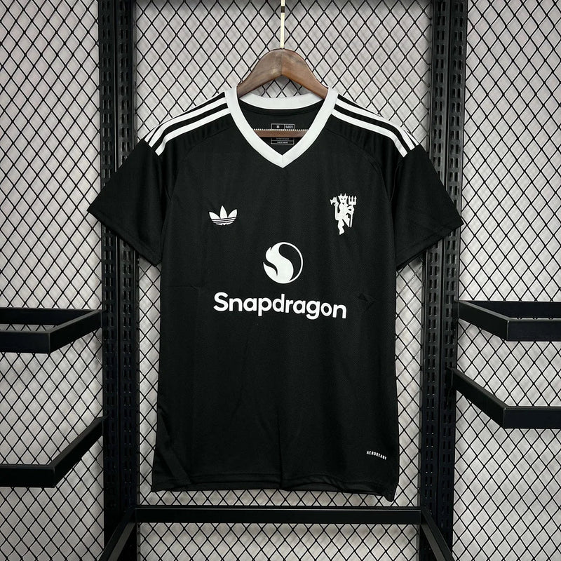 2024/2025 Manchester United Goalkeeper Jersey 1:1 Thai Quality