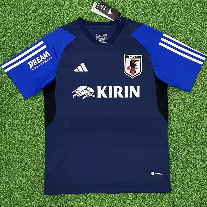 Maillots d'entraînement bleus du Japon 23-24