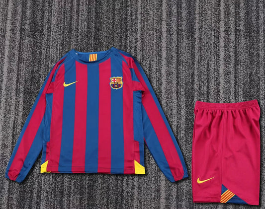 2005/2006 Kids Barcelona Home Long Sleeve Retro Football Shirt image 1