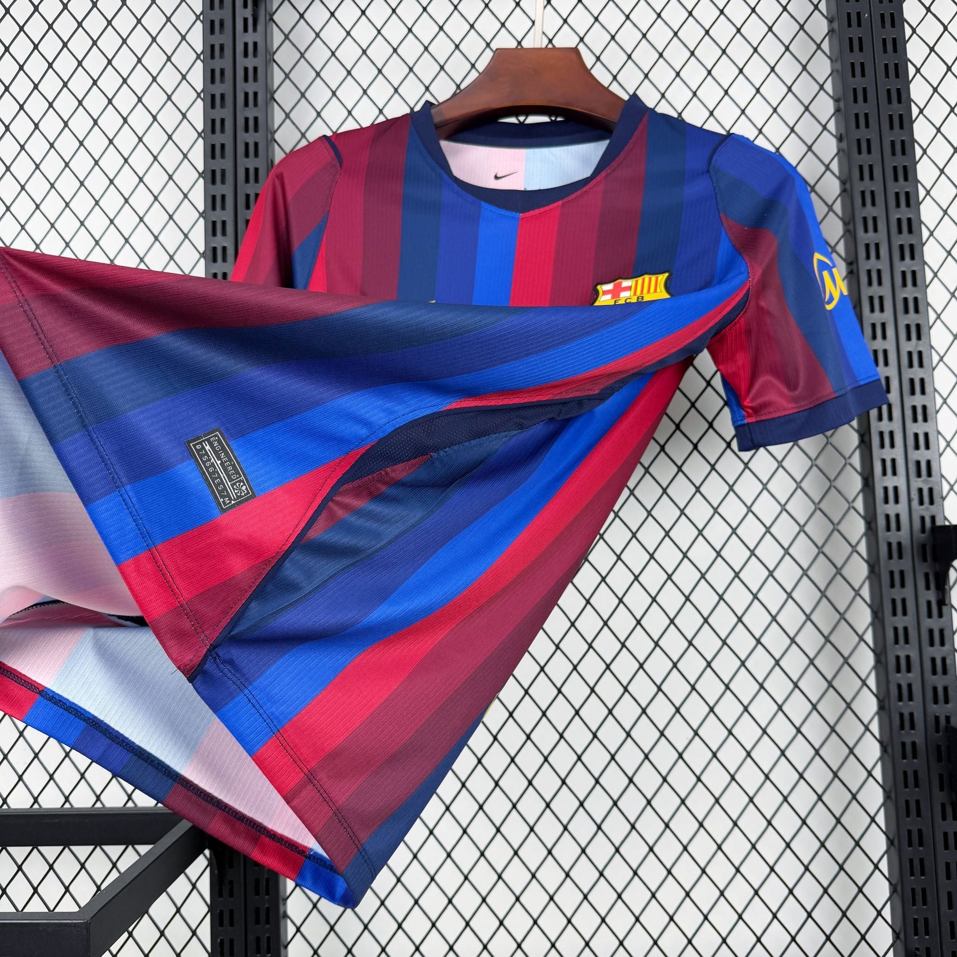 2026/2027 Barcelona Home Football Shirt image 8